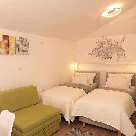 Cozy Studio Apartment Tian In זאגרב מראה חיצוני תמונה
